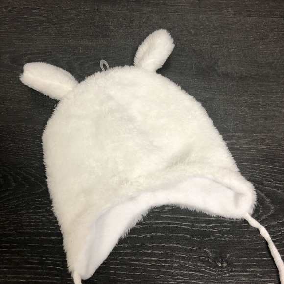 2 / 15$ Baby one size hat - Picture 3 of 5